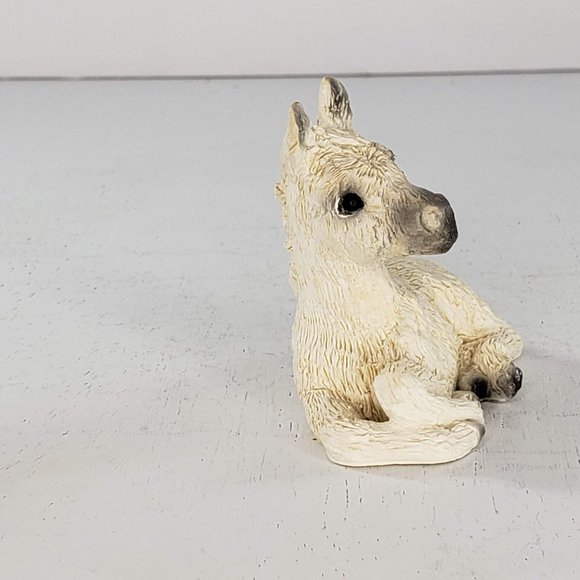 Stone Critters Foal Baby Horse Figurine Lying Down 1989 - Picture 6 of 8